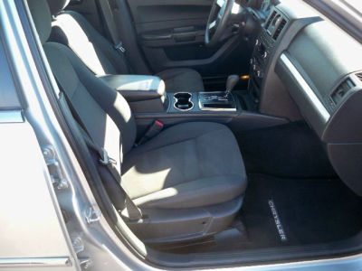 2008 Chrysler 300  LX