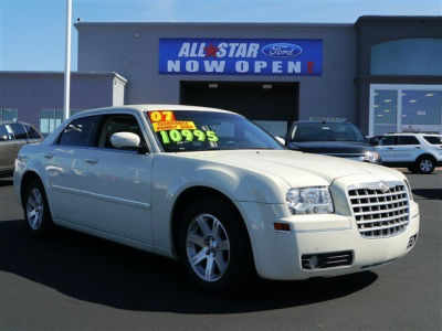 2007 Chrysler 300  Executive