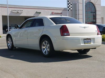 2007 Chrysler 300  Executive