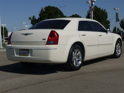 2007 Chrysler 300  Executive