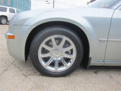2005 Chrysler 300  300C