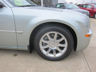 2005 Chrysler 300  300C