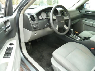 2007 Chrysler 300  Base