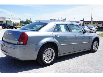 2007 Chrysler 300  Base
