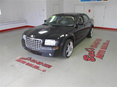 2005 Chrysler 300  Touring