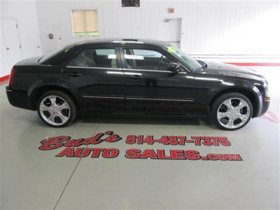 2005 Chrysler 300  Touring
