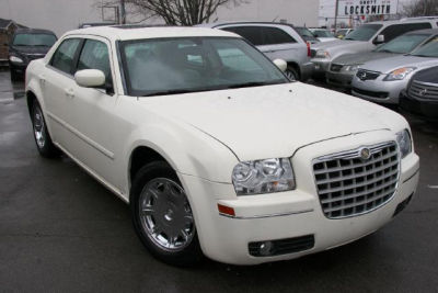 2005 Chrysler 300  Touring