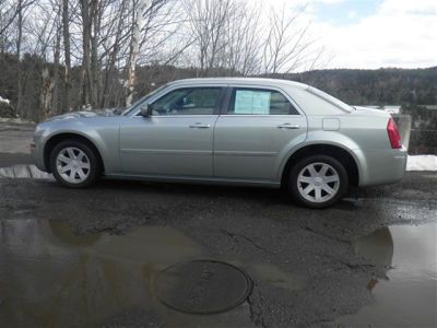 2005 Chrysler 300  Touring