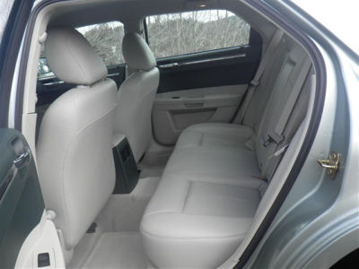 2005 Chrysler 300  Touring