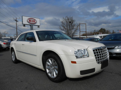 2008 Chrysler 300  LX