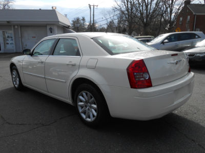 2008 Chrysler 300  LX