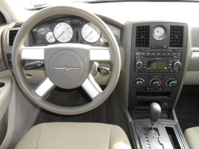 2008 Chrysler 300  LX