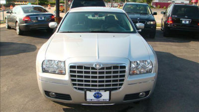 2005 Chrysler 300  Touring