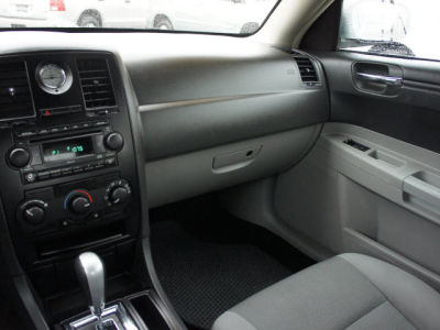 2007 Chrysler 300  Base