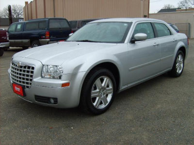 2005 Chrysler 300  Touring