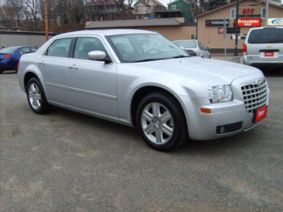 2005 Chrysler 300  Touring