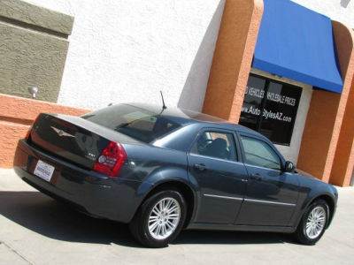 2008 Chrysler 300  LX