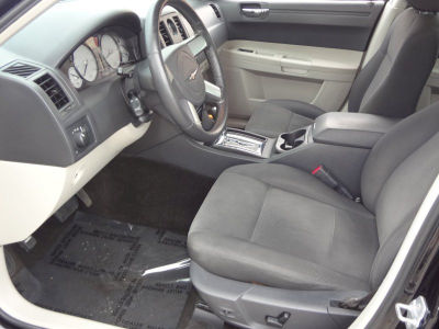 2007 Chrysler 300  Base