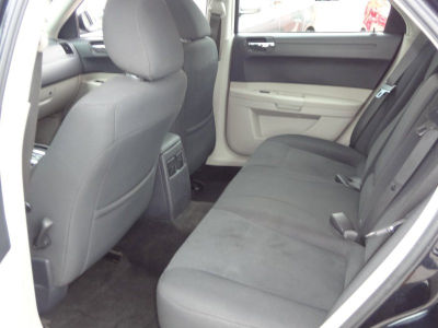 2007 Chrysler 300  Base