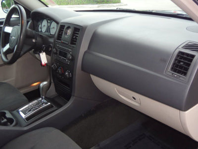 2007 Chrysler 300  Base