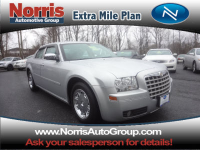 2005 Chrysler 300  Touring