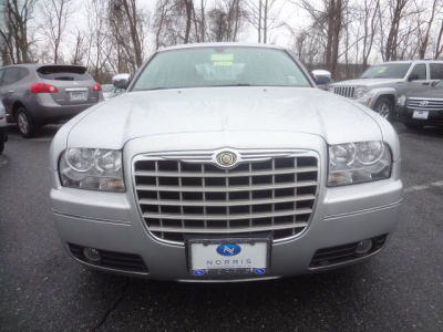 2005 Chrysler 300  Touring