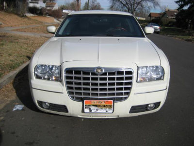 2005 Chrysler 300  Touring