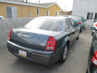 2008 Chrysler 300  LX