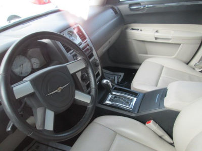 2008 Chrysler 300  LX