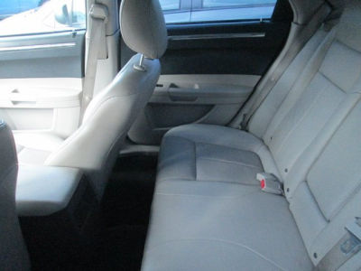 2008 Chrysler 300  LX