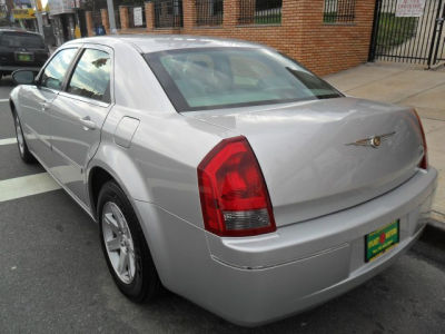 2007 Chrysler 300  Touring