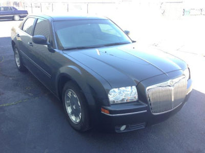 2005 Chrysler 300  Touring