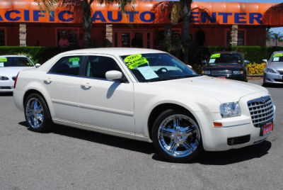 2005 Chrysler 300  Touring