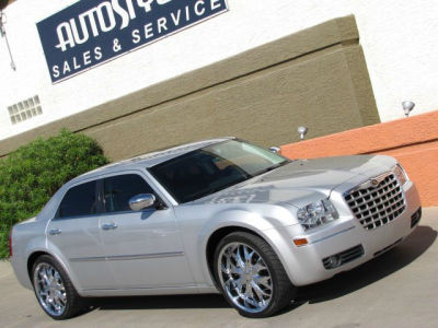 2010 Chrysler 300  Touring