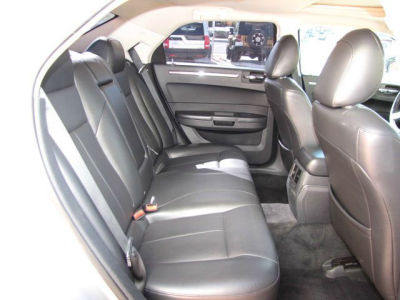 2010 Chrysler 300  Touring