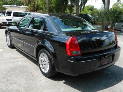 2007 Chrysler 300  Base