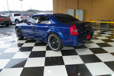 2009 Chrysler 300  LX