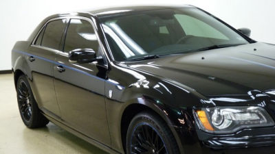 2012 Chrysler 300  S V8