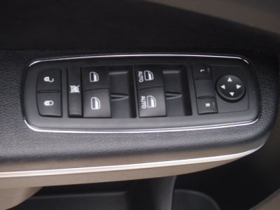 2012 Chrysler 300  SRT-8