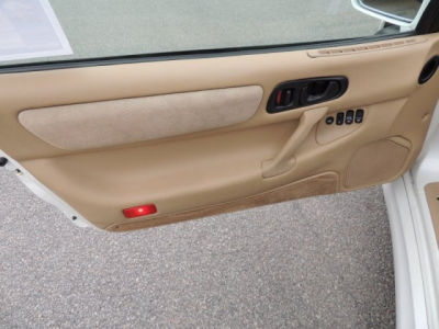 1999 Mitsubishi 3000GT  Base