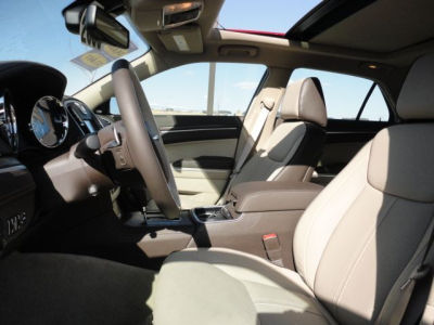 2013 Chrysler 300C  Luxury Series