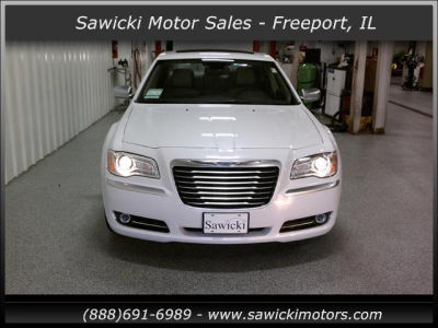 2012 Chrysler 300C  Luxury Series