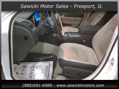 2012 Chrysler 300C  Luxury Series