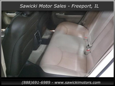 2012 Chrysler 300C  Luxury Series