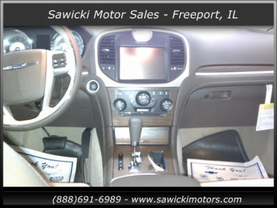 2012 Chrysler 300C  Luxury Series