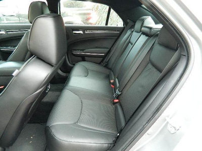 2011 Chrysler 300C  Base