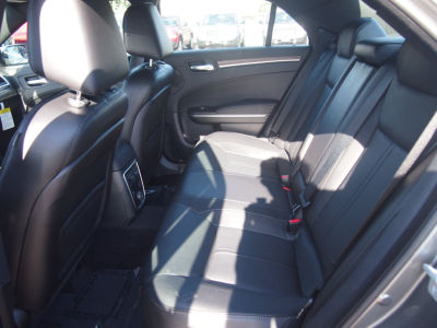 2012 Chrysler 300C  Luxury Series