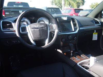 2012 Chrysler 300C  Luxury Series