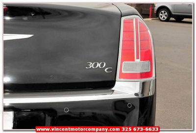 2013 Chrysler 300C  Base