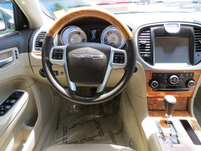 2013 Chrysler 300C  Base